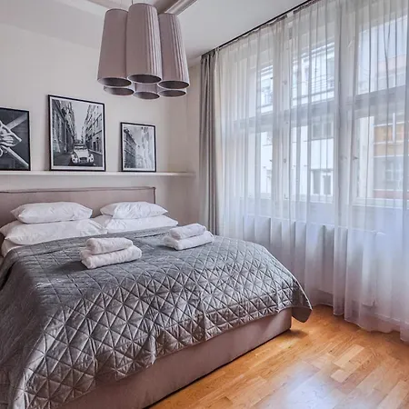 Appartement Unique Old Town At Palace Dlouha Praag