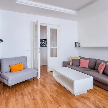 Unique Old Town At Palace Dlouha شقة *